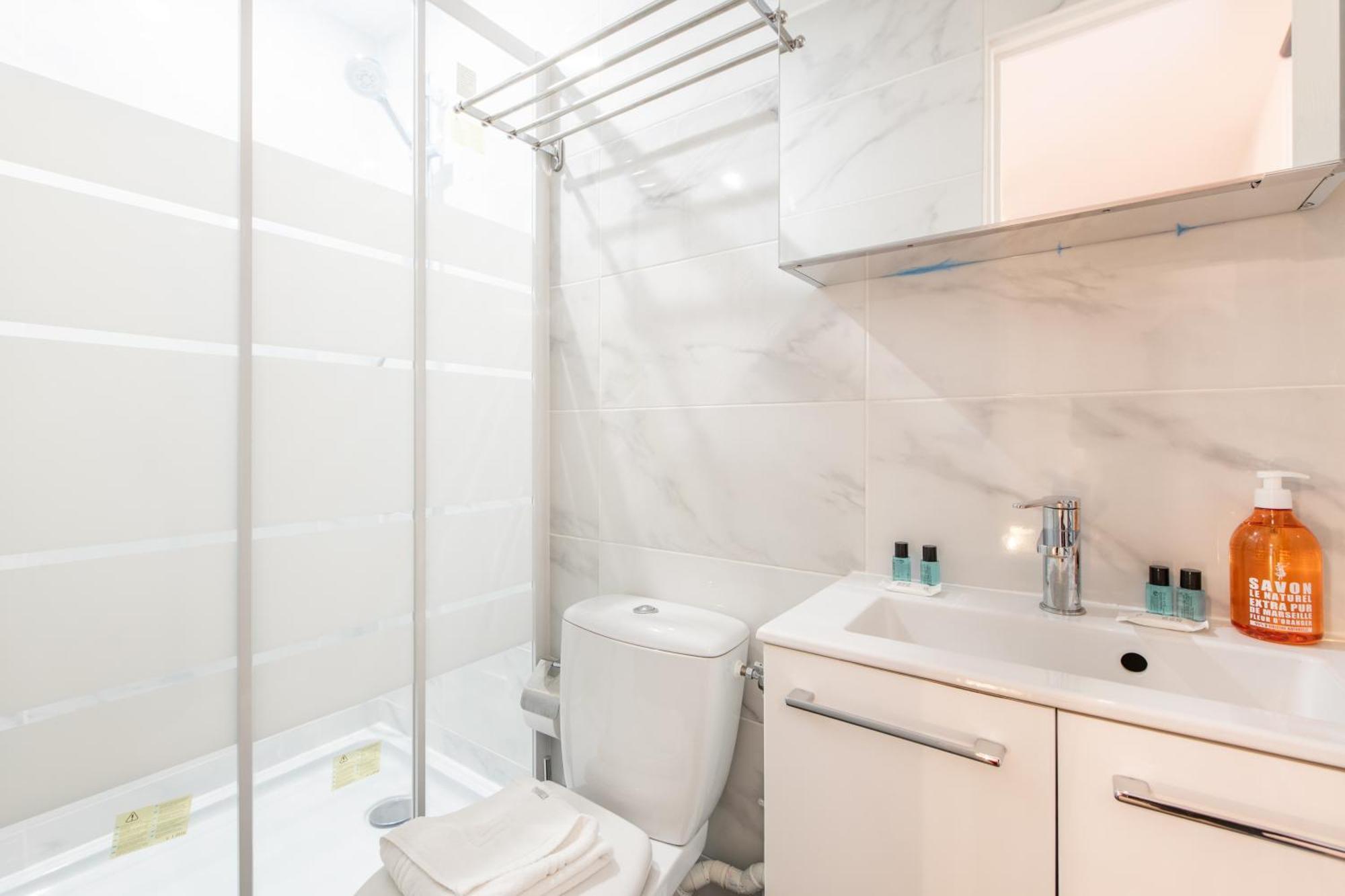 Spacious And Bright 2-Bedroom Large Apartment Very Close To Paris - Near Metro 布洛涅-比扬古 外观 照片