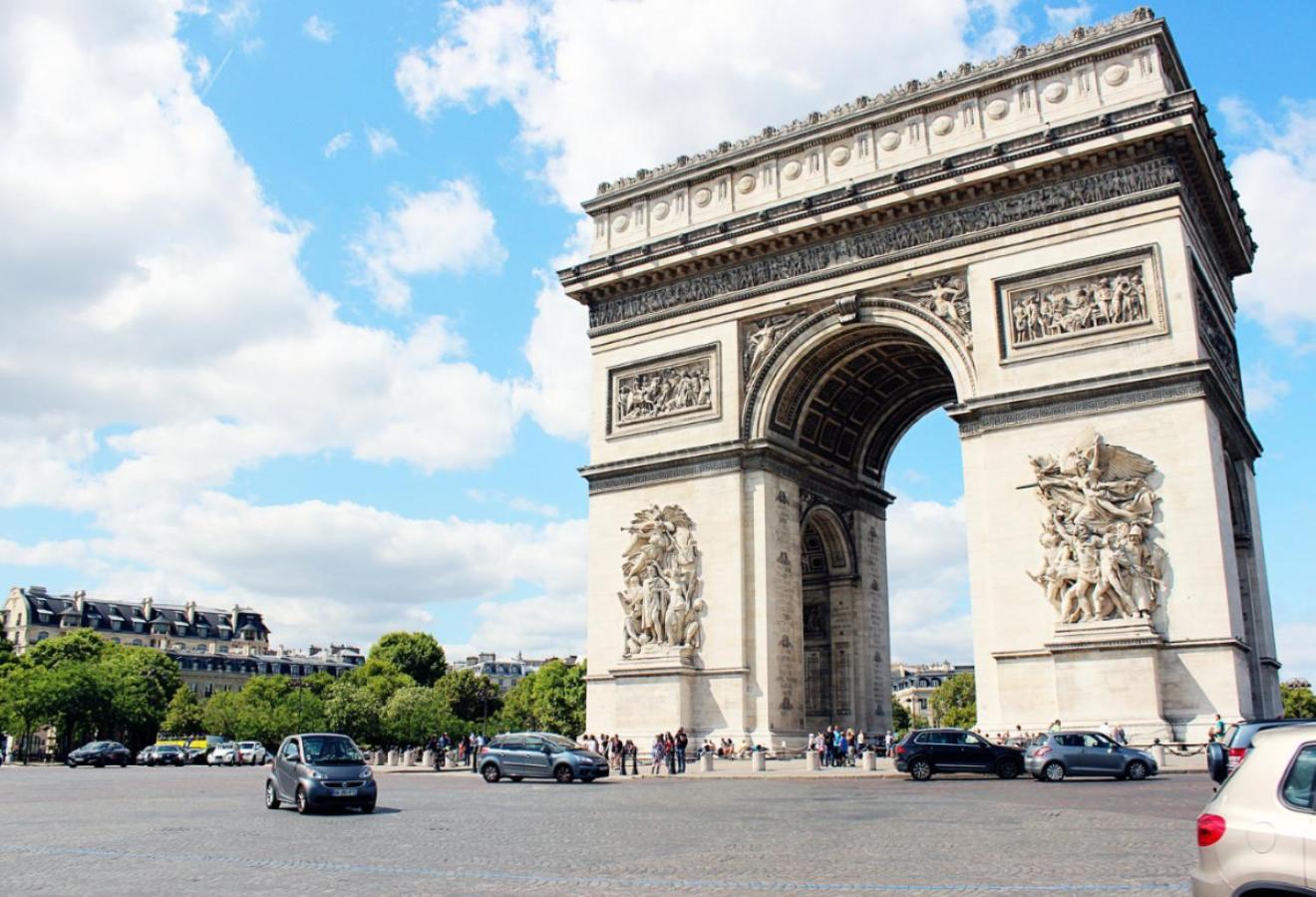 Spacious And Bright 2-Bedroom Large Apartment Very Close To Paris - Near Metro 布洛涅-比扬古 外观 照片